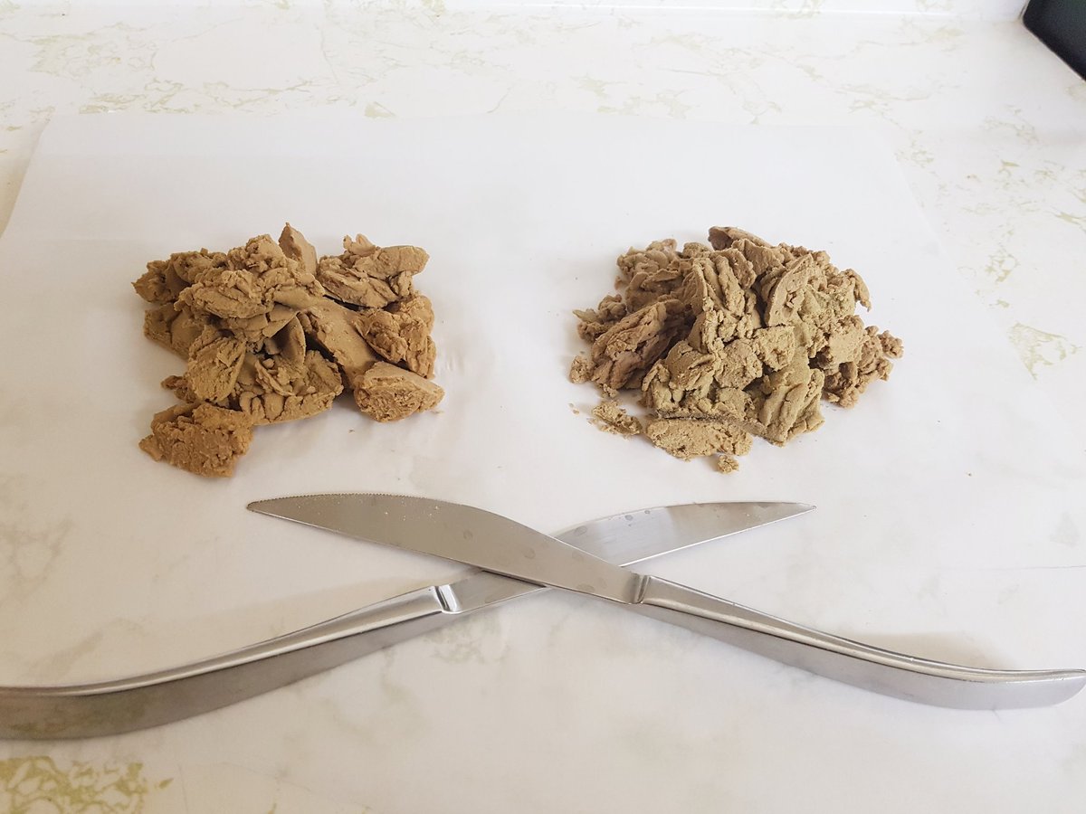 GrowMizz's tweet photo. Bubble hash making day today
It's always on a Sunday that's how I know its meant to be blessed
Happy Sunday everyone
#hash #bubblehash #icehash #icewaterhash #mizzflo420grow https://t.co/NfphIFMFvu