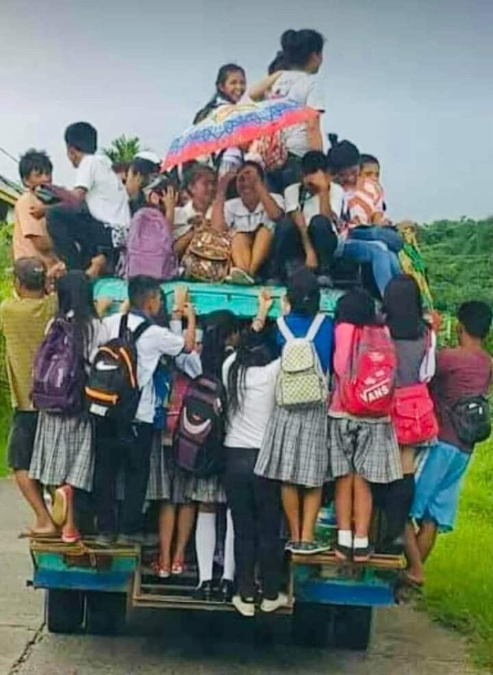 sepakboba's tweet image. Halloo gaes, baru mulai mencenblue nih. Pengen nambah temen sukur-sukur bisa saling nyentuh target follower. 
Yuk ikutan, masih muat banyak nich.
Lesgooo.