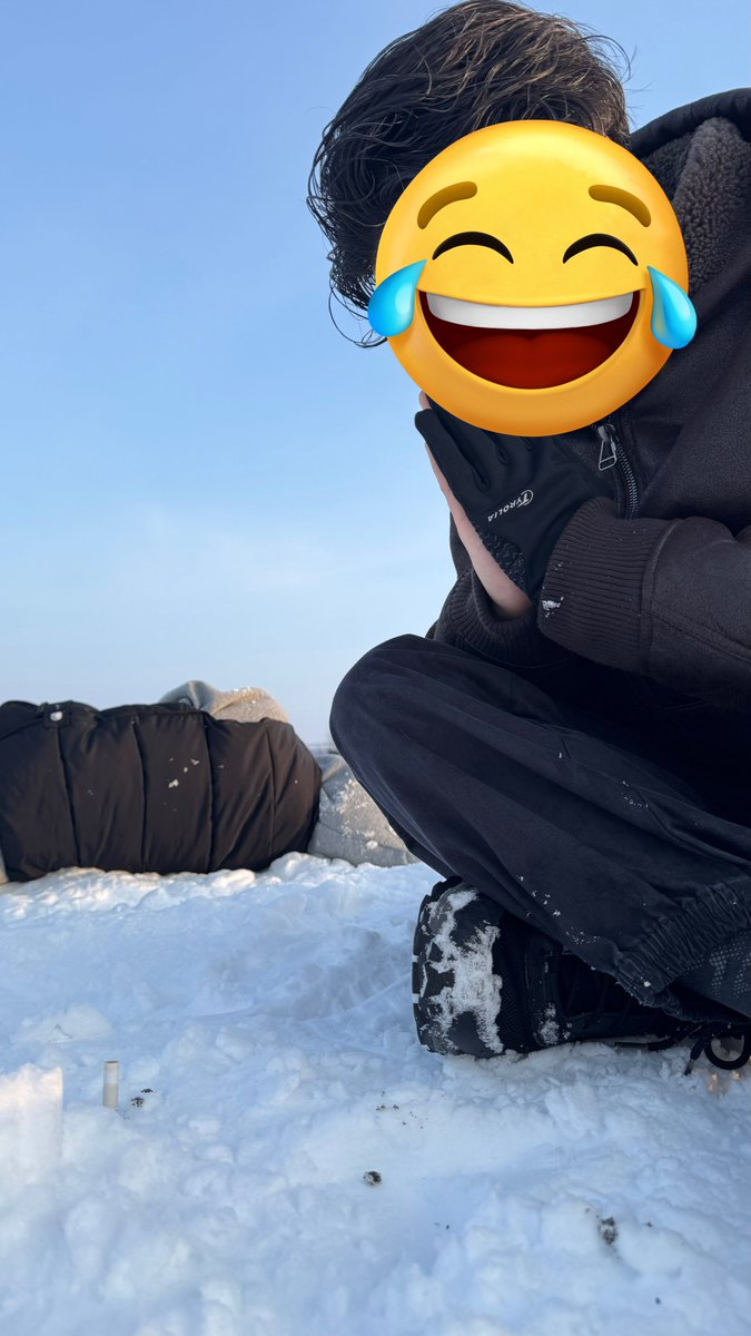 GebokU111's tweet photo. とてもとても楽しかった北海道！！
あずきさんもトワイも仕事で忙しい中来てくれたあぽんさんもすごく暖かった！
ほんとに楽しかったよー！
また3月みんなで会いたいな
@AAAzuki_7 
@KiTwilight https://t.co/m8EneiRk9G