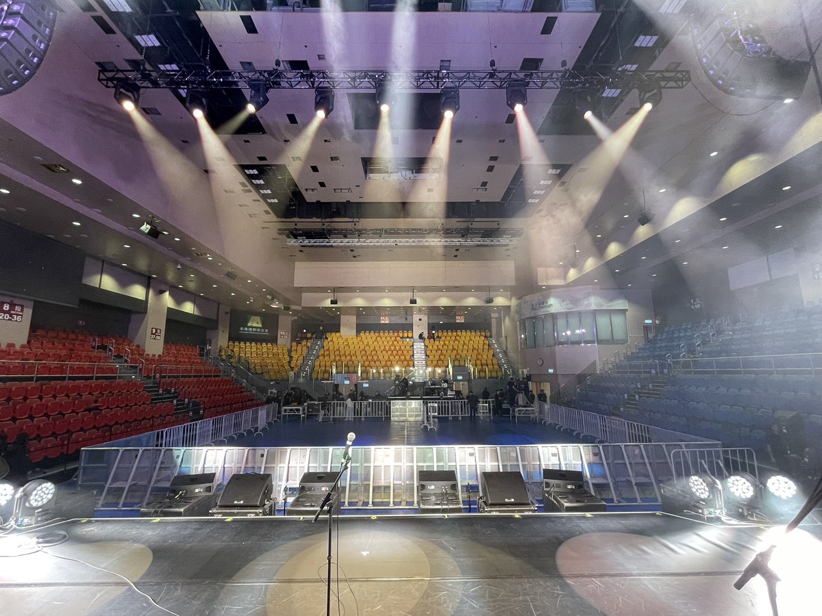 Erital's tweet image. 水樹奈々さんNANA MIZUKI LIVE VISION 2025-2026＋in HONG KONG。激アツな盛り上がり、そして愛に溢れたサプライズ。沢山の素晴らしい歓迎をありがとうございました😊。香港の皆様素晴らしい👍。多謝❣️ #水樹奈々　#LIVE_VISION