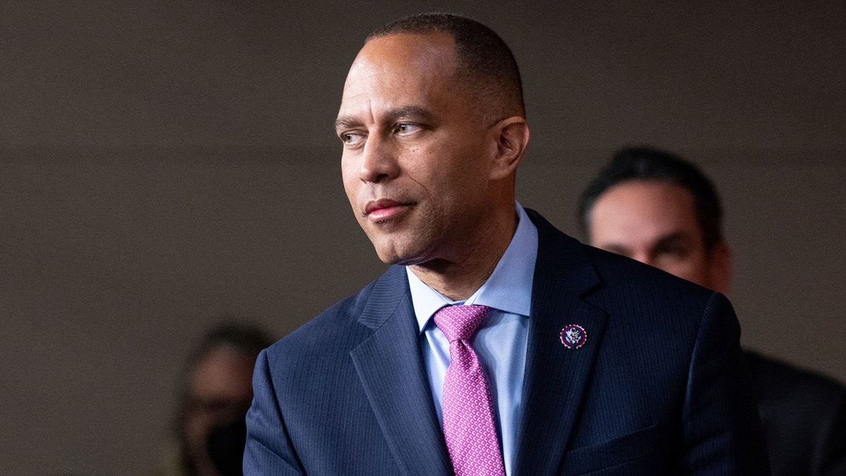 🚨New: Democrat House Minority Leader Hakeem Jeffries complains about The Save Act:

“Republicans can’t win free and fair, so they want voter suppression.”