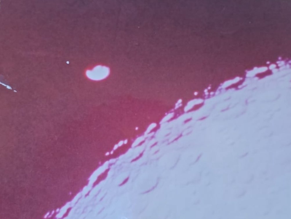 JonStewartIL's tweet image. "How did Jon Stewart get a photo from the Apollo 11 Lunar Module? Who at NASA is feeding this guy???? That's a UFO hovering over the lunar surface!" 

#apollo11 #Apollo #nasa #uaps #uaptwitter #ufox #aliens #disclosure