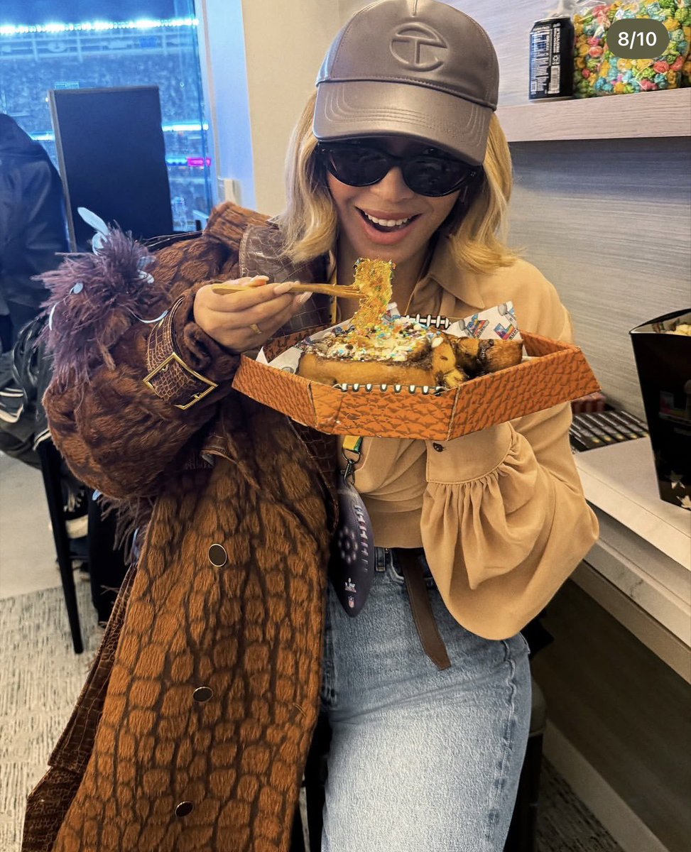 SHE’S 6 MILLISECONDS OLD