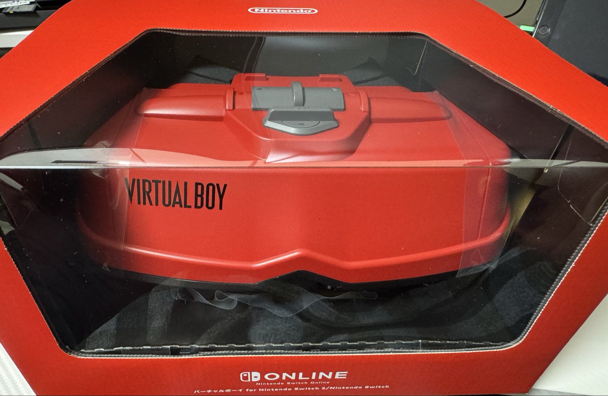 午前中、リモート打ち合わせ終わったら任天堂さんから荷物が…。
え？なに？
と思いながら開けてみたら！
すいません、また忘れてました。