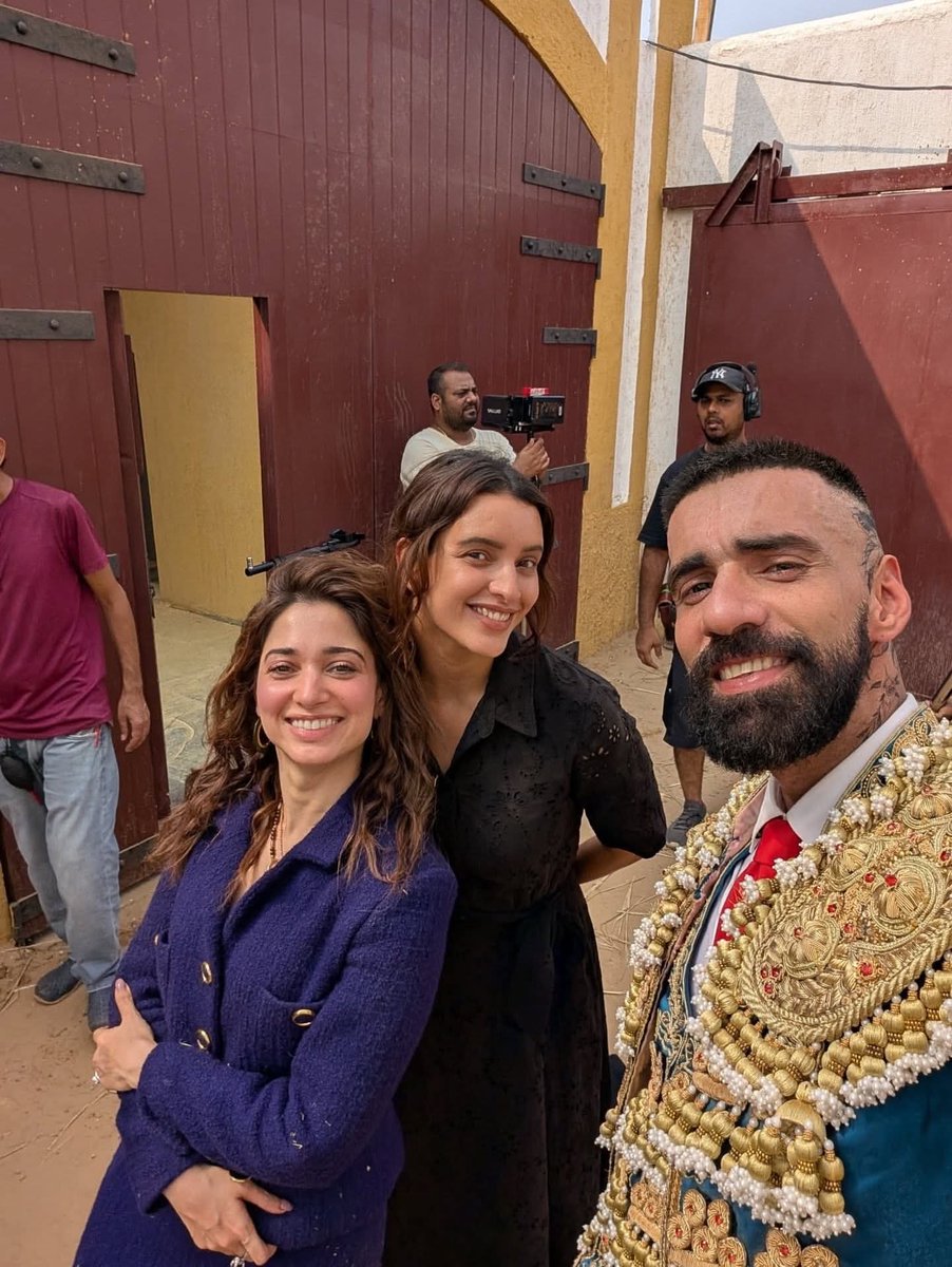 GameNFilmsX's tweet photo. Avinash Tiwari giving us chills with these O Romeo BTS glimpses 👀🔥
The prep, the passion, the madness behind the scenes — all worth it!
One word for his performance? “Explosive.” 💥
Drop yours below 👇
#ORomeo #AvinashTiwari https://t.co/03RGVnoyEm