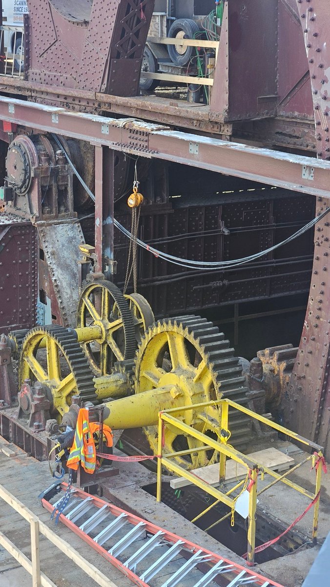 The interior gear mechanism that moves the bridge.  Probably 100 years since they have seen daylight
