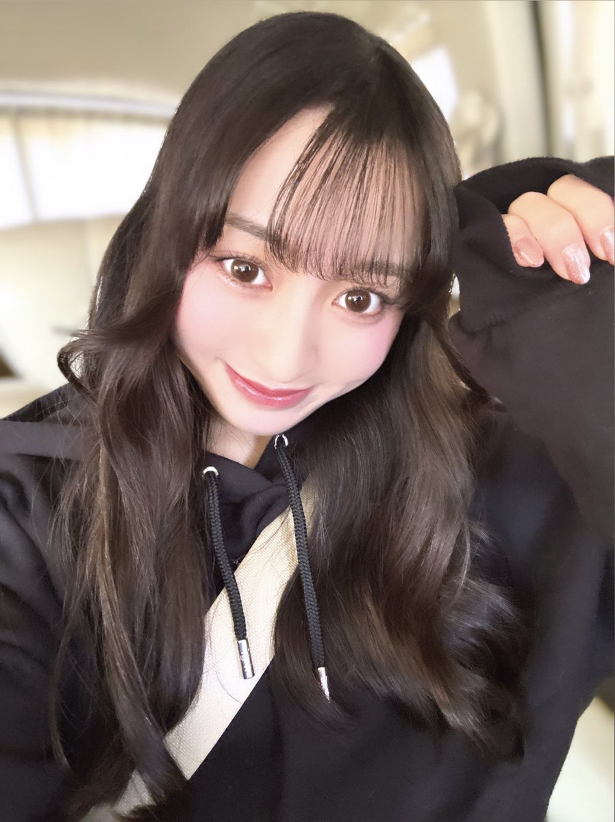 おはよはよ👼🏻🌺
日本でやらなきゃいけないことを終わらせて
やっと迎えられたきょう⸒⸒⸜( ˶'ᵕ'˶)⸝♪*ﾟ
少しだけ🇯🇵👋🏻✈️してきます✨
みんなにとっても素敵な日となりますように✩.*˚