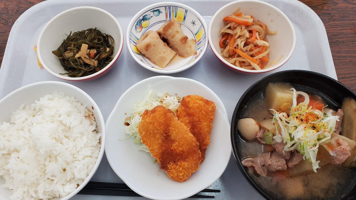 ueon11's tweet photo. 昼飯（700円）
#区役所めし https://t.co/0Q7y28rskn