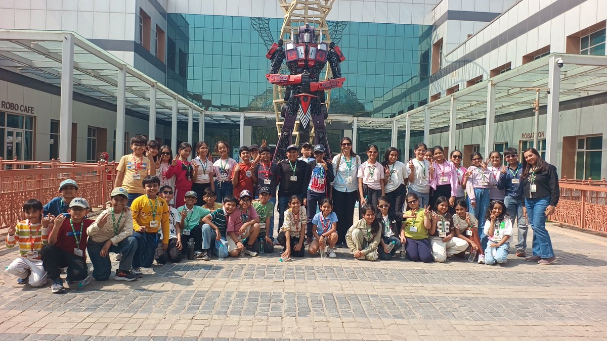 Delhi Public School tweet media