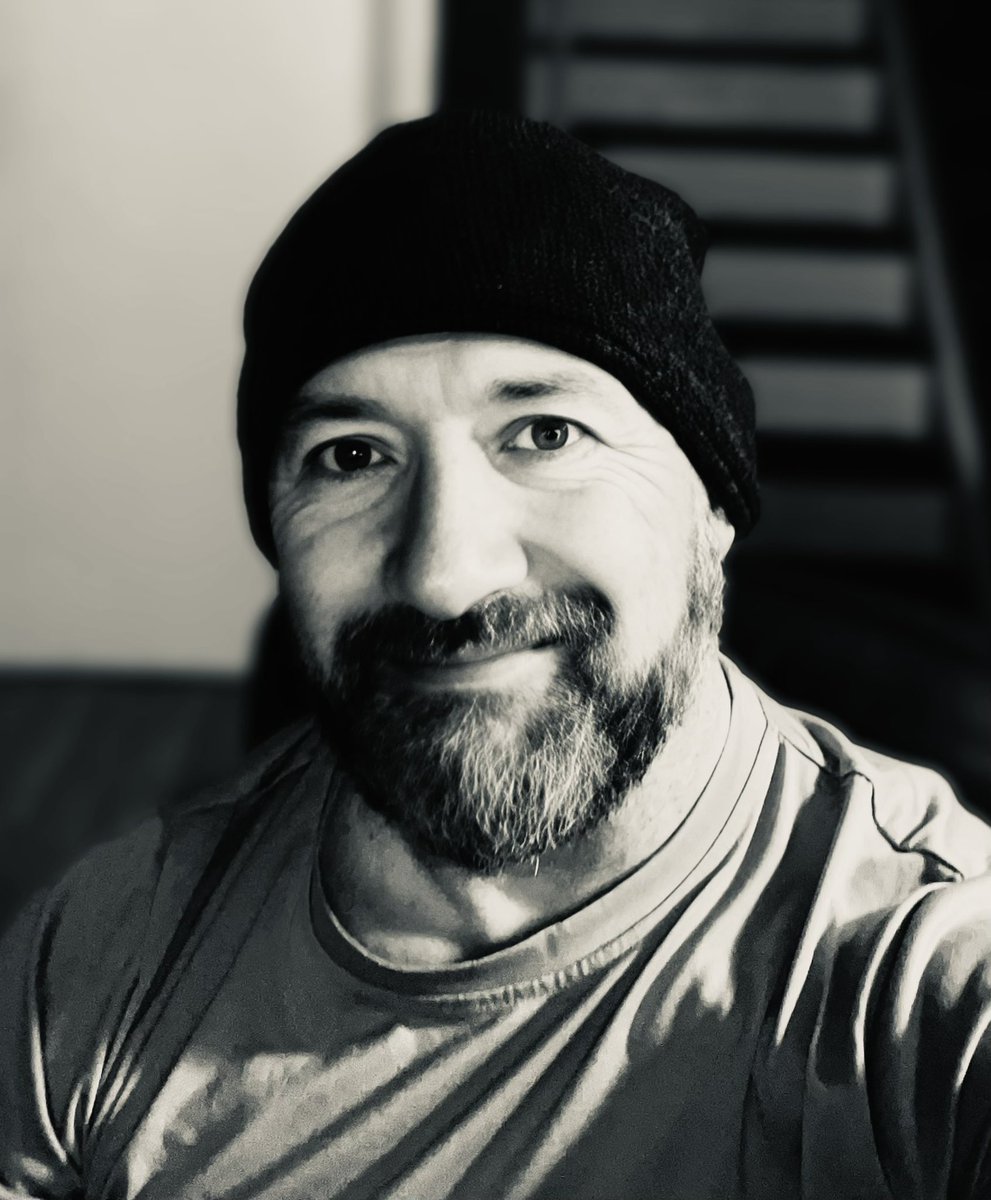 QT a favorite Black &amp; White Photo of Yourself 🖤🤍