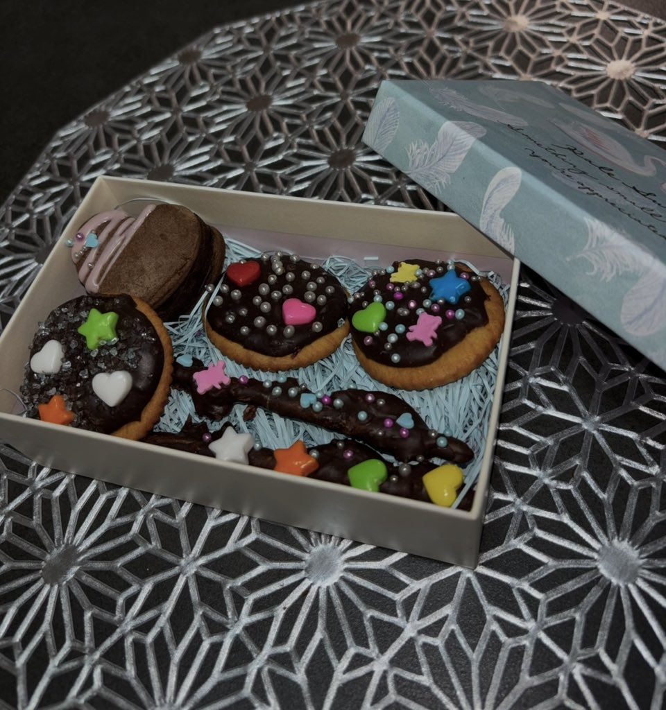 ummxx__'s tweet photo. 🍫 https://t.co/PFs1pIuPC5