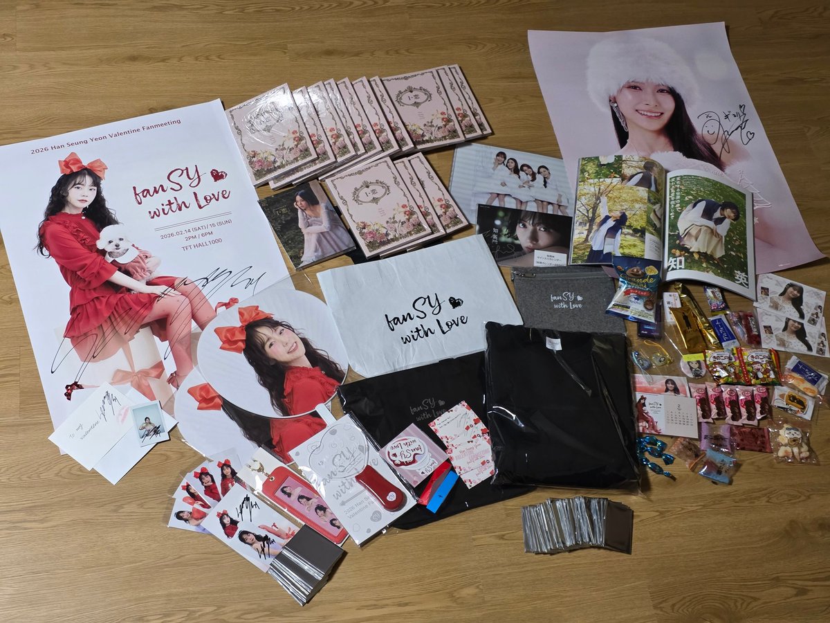 승연 팬미팅 굿즈와 이벤트 상품 안전하게 가져 올 수 있었습니다 🤣🤣 무겁다
이번에도 많은 선물과 반갑게 맞아주셔서 감사합니다!

スンヨンファンミーティンググッズとイベントグッズを安全に持ち帰ることができました🤣🤣重い
今回もたくさんのプレゼントと嬉しいご挨拶ありがとうございます！