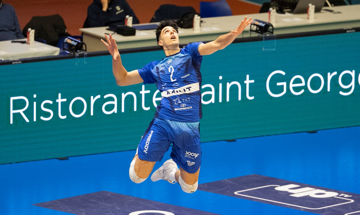 #ByNikiMarkov 
🇮🇹 Vero Volley book last playoff spot, Grottazzolina relegated 
en.volleyballworld.com/volleyball/com… 
#SuperLega #volleyball 
<a href="/PowervolleyMI/">Powervolley Milano</a> <a href="/VolleyLube/">A.S. Volley Lube Civitanova</a> <a href="/GasSalesVolley/">Gas Sales Bluenergy Piacenza</a> <a href="/trentinovolley/">trentinovolley</a> <a href="/VeroVolley/">Vero Volley</a> <a href="/VeronaVolley/">Verona Volley</a> <a href="/SIRVolleyPG/">Sir Safety Perugia</a> <a href="/pallavolopadova/">Pallavolo Padova</a> <a href="/modenavolley/">MODENA VOLLEY</a> <a href="/mg_yuasabattery/">Yuasa Battery Grottazzolina</a>