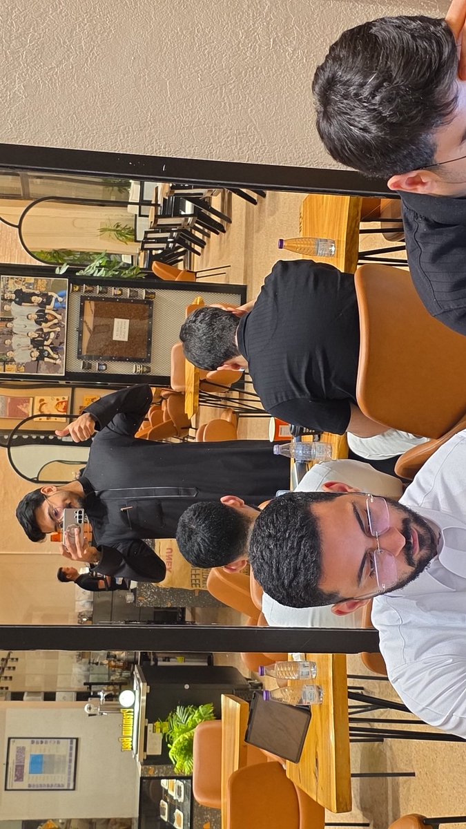 P r o f e s s o r tweet media