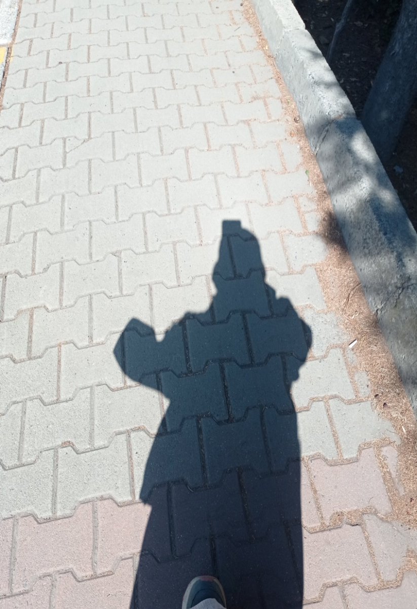 Biz âvam kalabalığıyla şad olmayız...
Lakin "Gönül ehli" görünce neşemiz artar...

Cümleten hayırlı sabahlar...

Gün Aydı 🌞 Hayrolsun ☕
#pazartesi