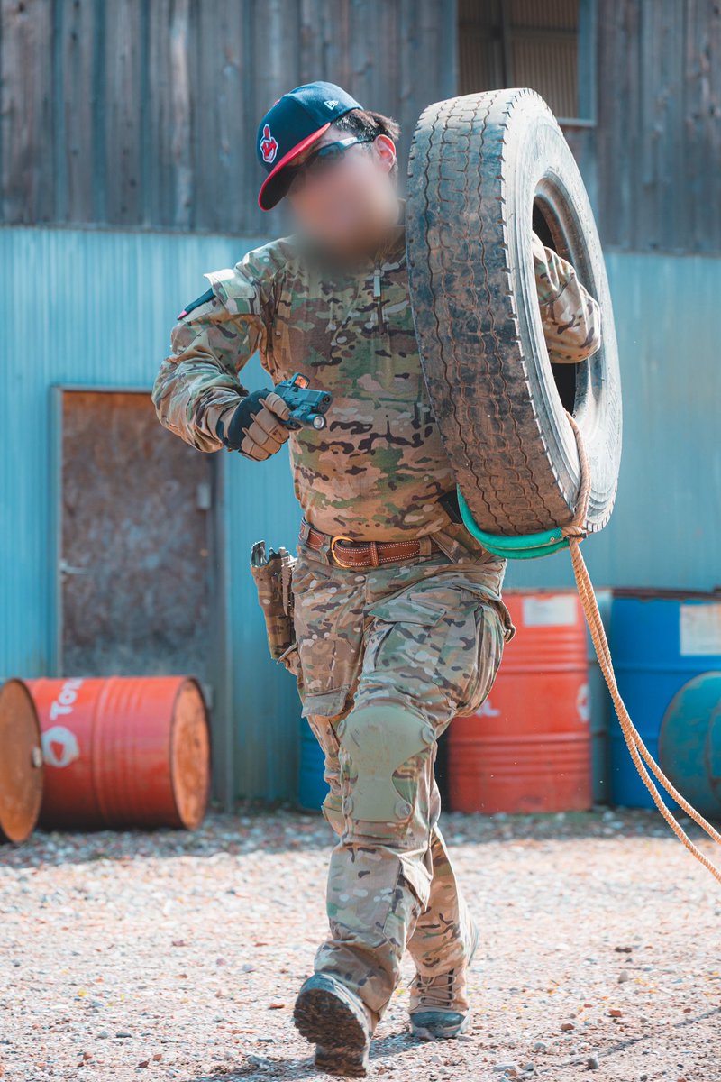 material_team's tweet photo. 2/14
タクトレ

Great Photo by 
@KobuAirsoft 

#サバゲー
#サバゲーチーム
#サバゲー初心者
#サバゲーマーさんと繋がりたい
#サバゲーパラダイス

続き
↓ https://t.co/DpxnoV7XrT