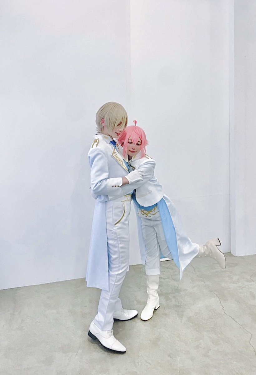 cos enst

桃李が世界で一番可愛い🪽
 #ES_DREAMPARTY_0215