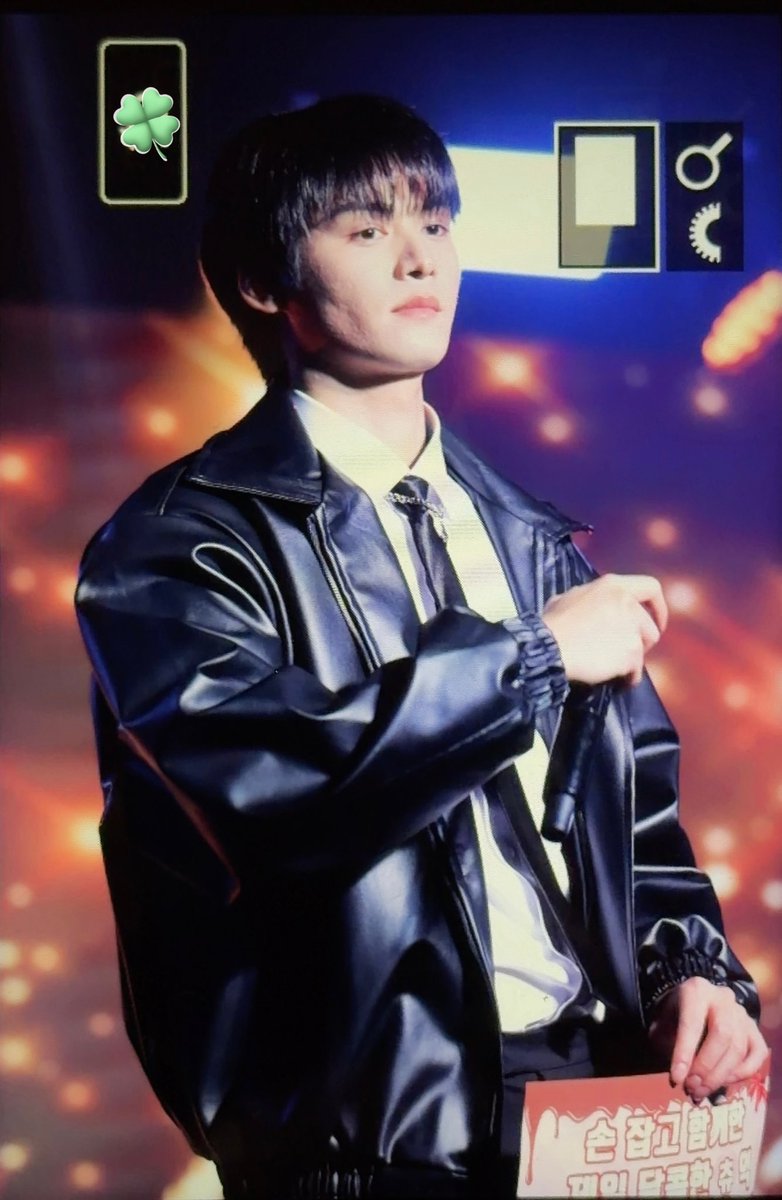 ⋆͛♡ 260215 2부 ♡⋆͛

오랜만에 보니까 더 반가웠던거 있지🤝🏻💖

#BXB #비엑스비 #SIWOO #시우