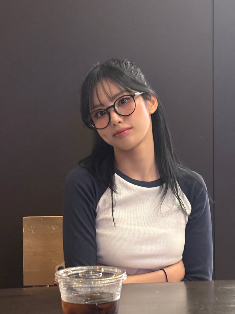 짤루 tweet media