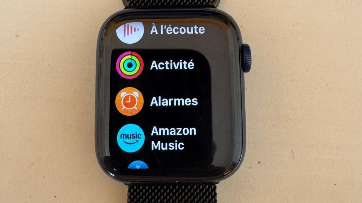 Applemagoff's tweet photo. Plus besoin de votre iPhone pour programmer un réveil : votre Apple Watch peut tout gérer seule.

➡️ https://t.co/79QLyaQGaH
#AppleWatchTips #Apple #MontreConnectee #hightech #Innovation #applewatch https://t.co/aHGfZA8Exr