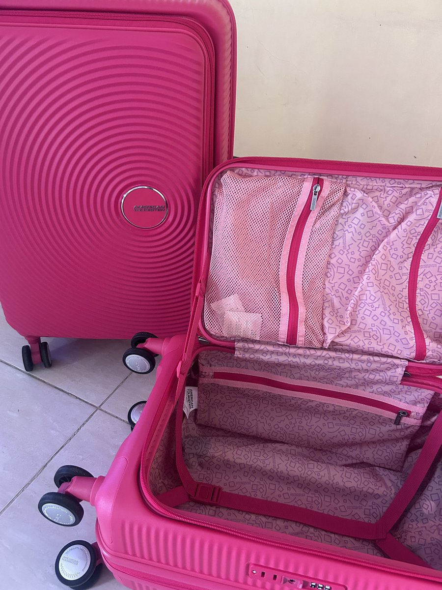 moisthearl's tweet photo. d-8 jd anak rantau mau mulai packing dikit2 dengan koper kesayanganque https://t.co/wsKk2YKkWe