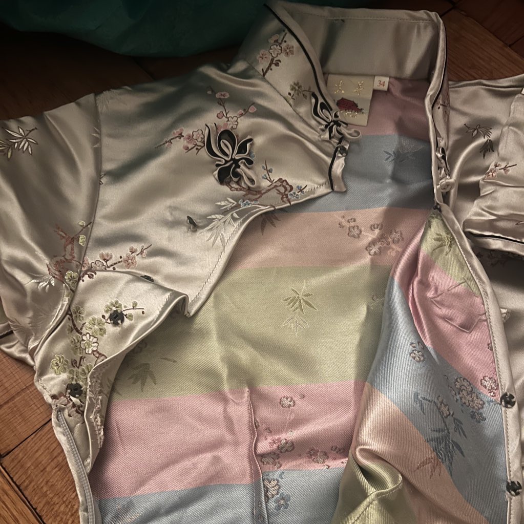 wearing my transgender qipao for chinese new year #HELLYEAH 🤑