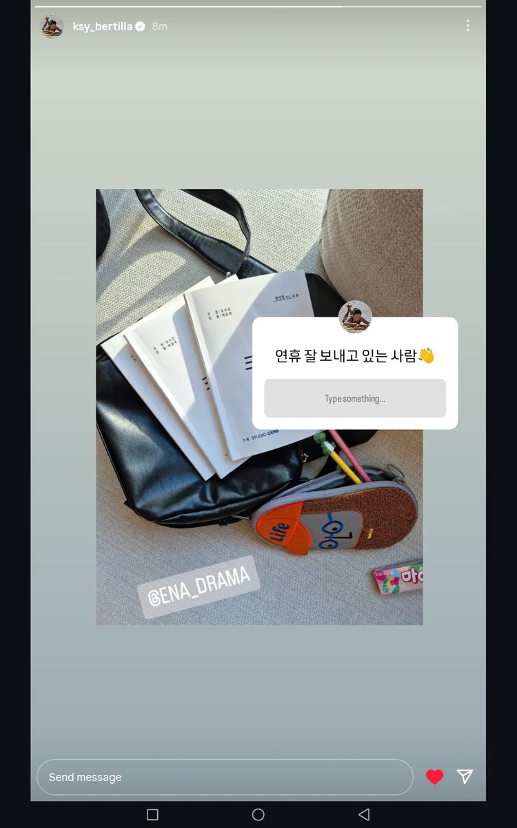 Dari instagram storynya Kwak Sunyoung nuna, keknya hari ini syuting CRASH2..