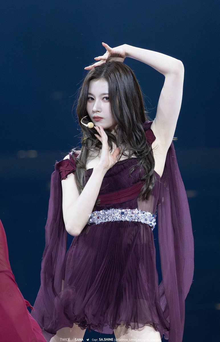 左も好きやけど右のサナちゃんがちょっと赤ちゃんで墓💘🪽🔚