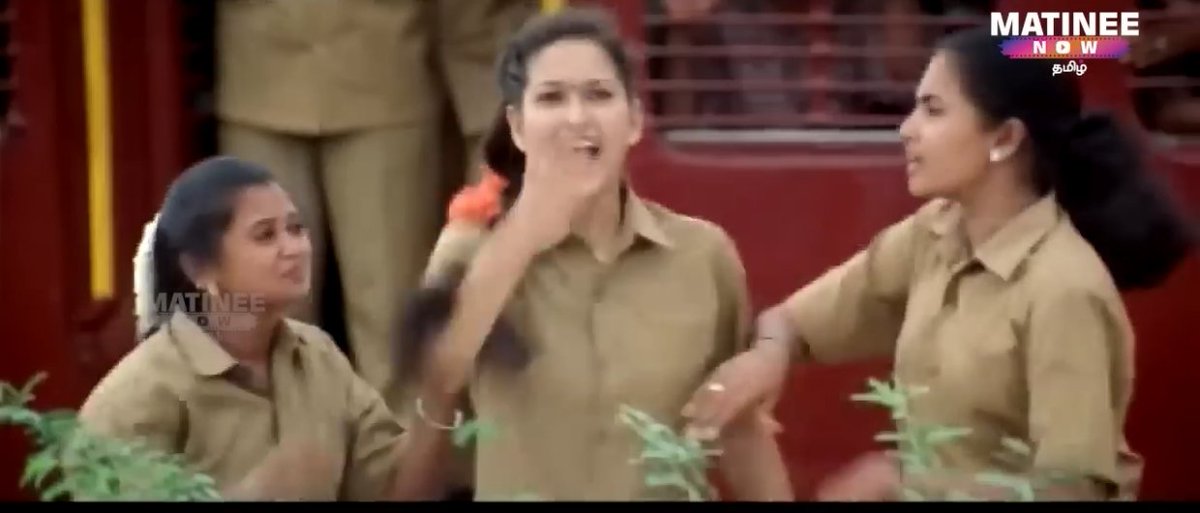 அதிகாரத்தை கைல வச்சிருக்குற மோடிஜி, நீங்க நவுந்துக்கோங்க.... ரங்கசாமி அங்கிள் &amp; ஸ்டாலின் அங்கிள்.. இன்னைக்கு உங்கள வச்சு செய்யுறேன் பாருங்க...
