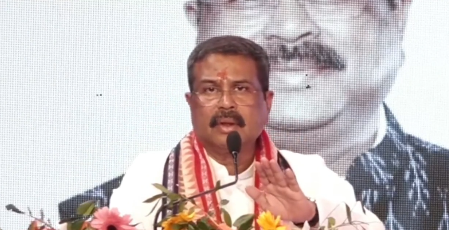 ArgusNews_in's tweet photo. #Sambalpur : Union Minister Dharmendra Pradhan inaugurates Fish and Animal Resources Fair, Aintha Pali, Sambalpur.
The minister says the country will develop only when villages develop.
#DharmendraPradhan #FishFair #AinthaPali https://t.co/Jy1a40gHJP