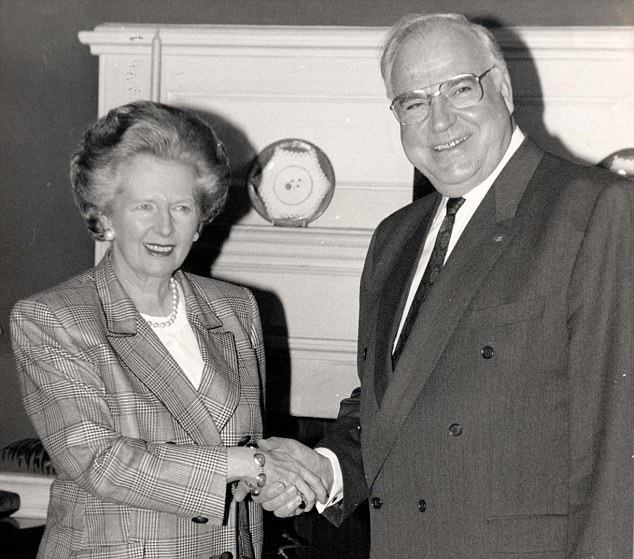 I thought this Starmer-Merz photo might have been AI generated, but it isn't. It's such an unfortunate shot, which conveys so much. We radiated parity once, if not greatness.