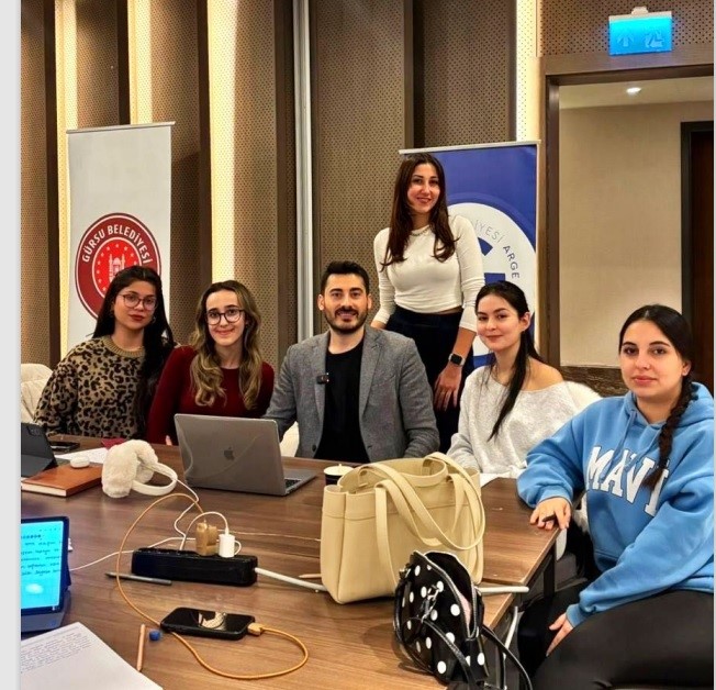 turkhabercom's tweet image. BTÜ'lü öğrencilerden tekstil sektörüne sürdürülebilir çözüm

turkhaber.com/haber/btu-lu-o…

#bursa #btu