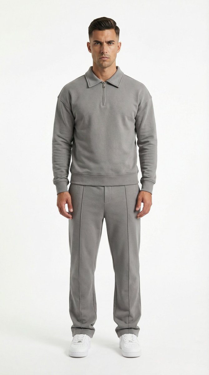 Officialmeleche's tweet photo. Logan a gray sweater and pants 
https://t.co/y3Bzf2DABx https://t.co/Y4sqf2WLNj