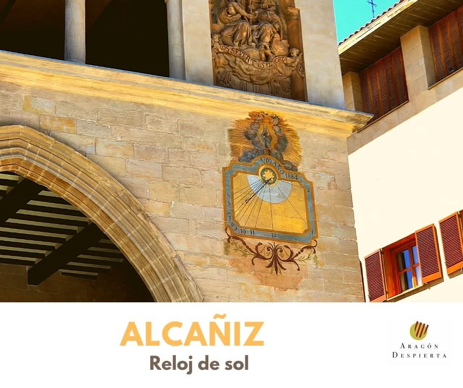 AragonDespierta's tweet photo. 🙂🙂 Hoy en nuestro paseo por #Aragón nos vamos a deleitar con un precioso #relojdesol de tierras turolenses, más concretamente, de #Alcañiz.

➡➡ Este reloj de sol data de 1844, y se ubica en la fachada de la preciosa Lonja de Alcañiz (ésta data del siglo XV y es un ... https://t.co/lp5yAdMxRq
