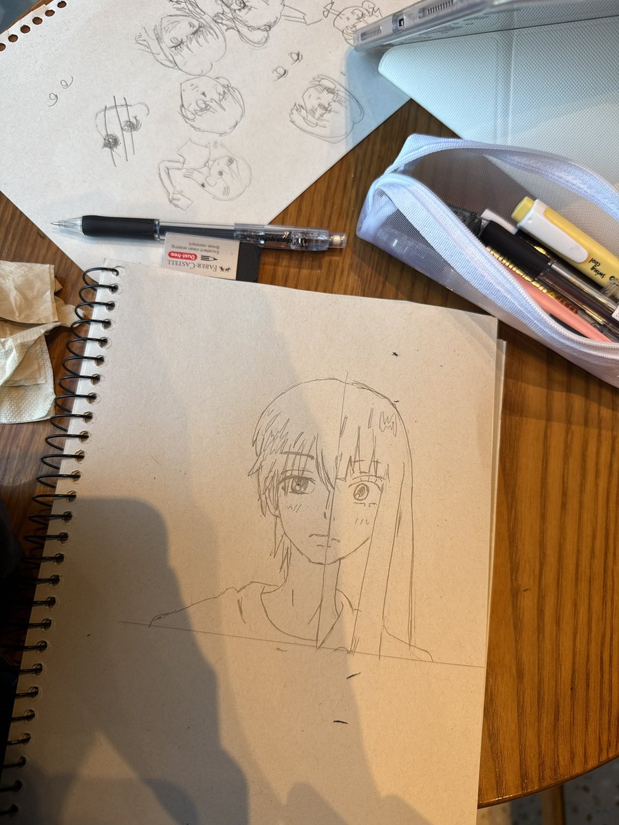 mxwhzp's tweet photo. 退屈だったので絵を描きました❕ これがどんなアニメか、当ててみてください❗️✏️ https://t.co/dfLUJwaIgN