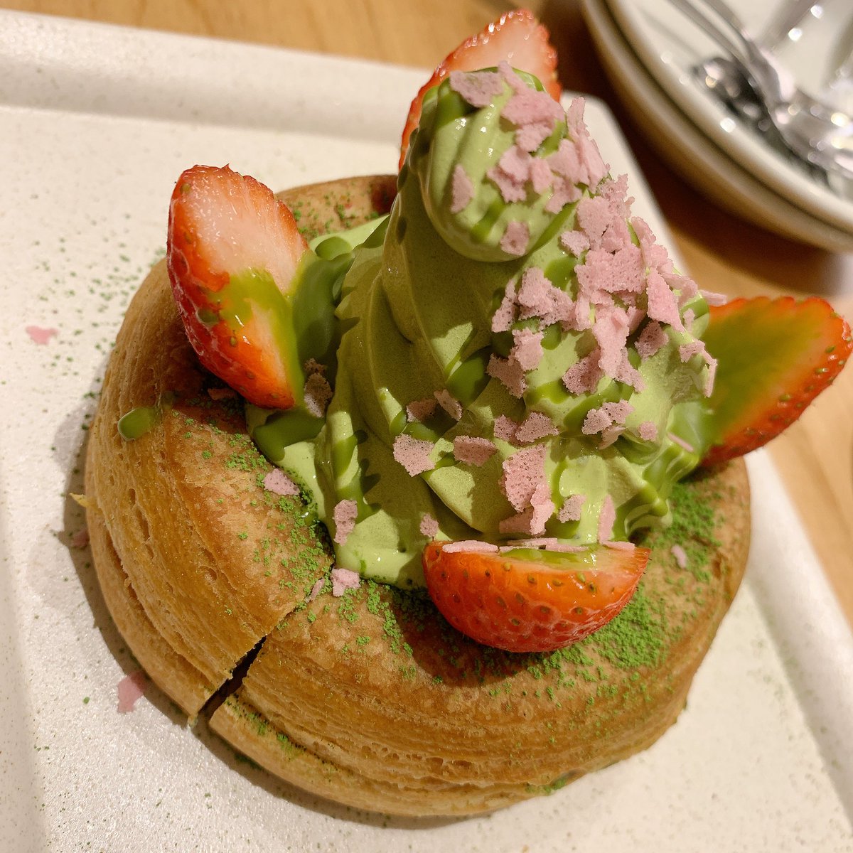 先日、うきうきと🍓と抹茶フェアに行き、うちのコ達をがっつり忘れたことに気付き…🫠空色さんチのこを撮らせて頂きつつ、帰宅後にずっと怒られが発生🤣めっちゃ美味しかった抹茶！
🌙🐥(□-□)ﾝｫｫｫｫｫｫｱｧｧｧｧｧｧ…ｯｯｯ‼︎‼︎