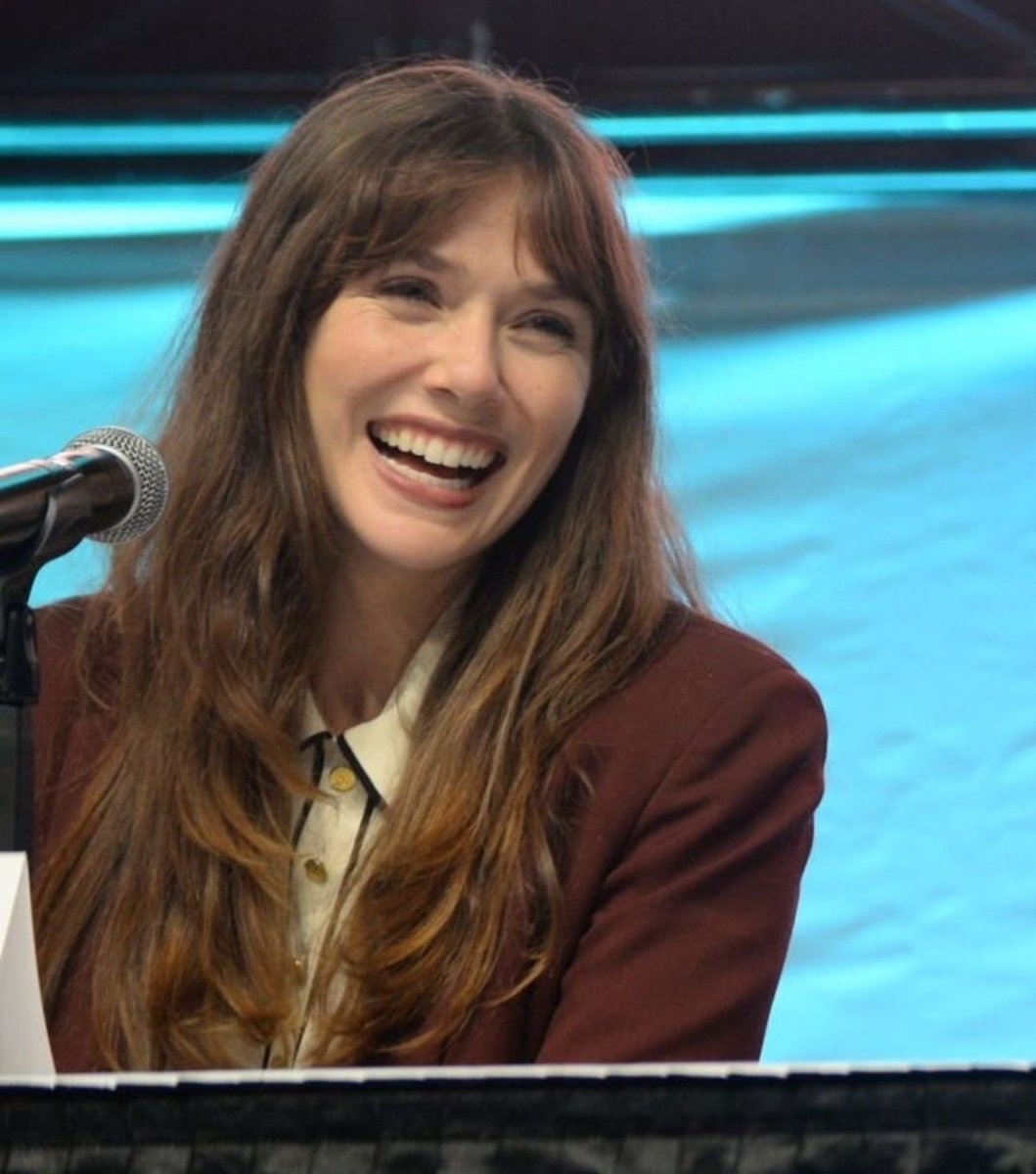 happy 37th birthday to my favorite smiley girl ♡