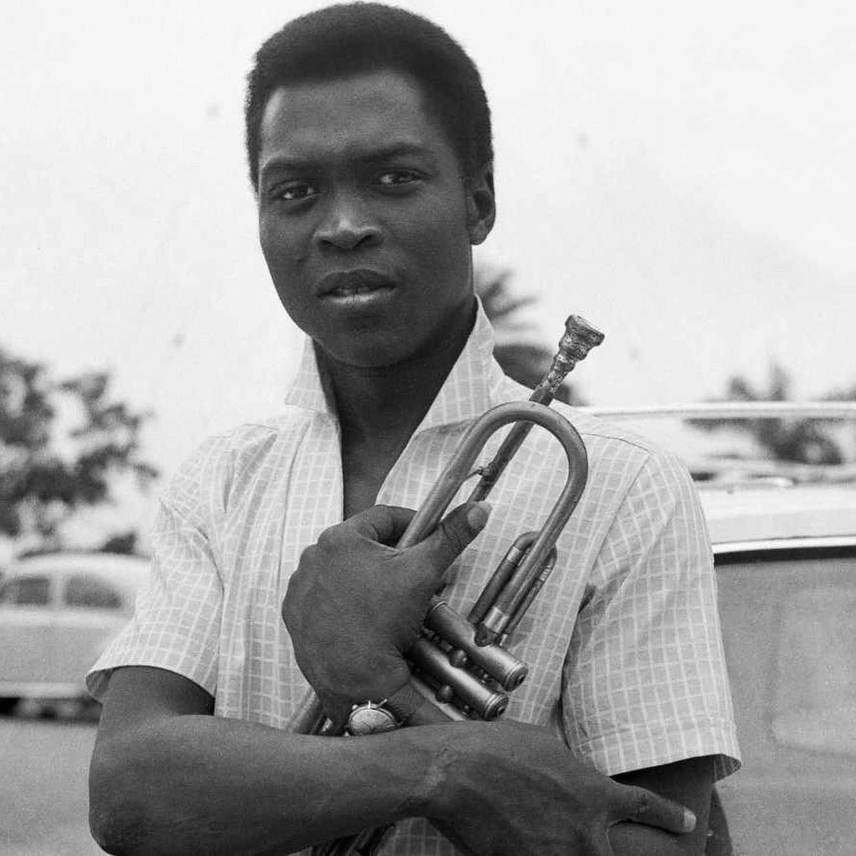 Photo of Fela Kuti with his trumpet taken in 1966