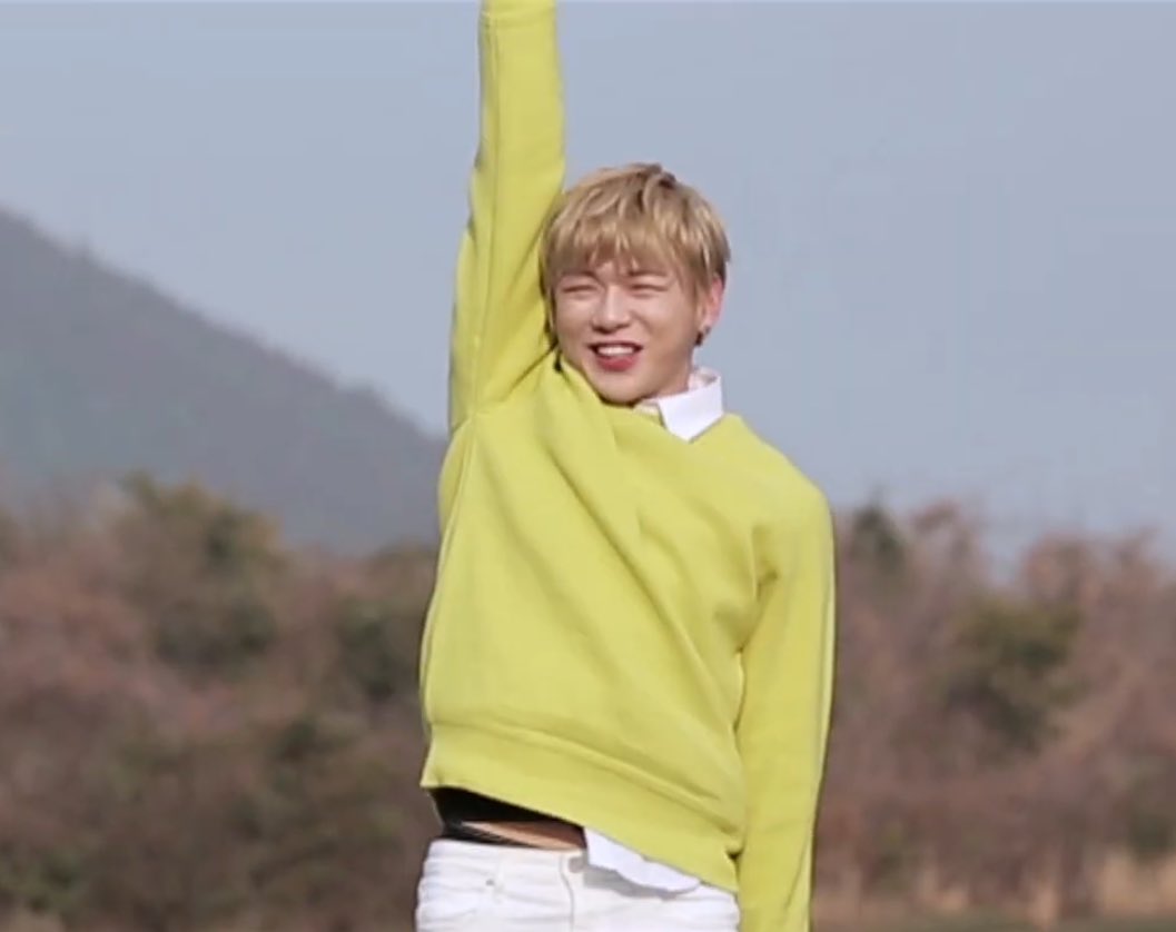 완장을 향한 아기의 야망,, 몹시 기여움