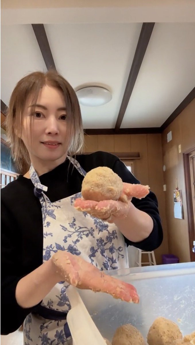 まゆこ tweet media