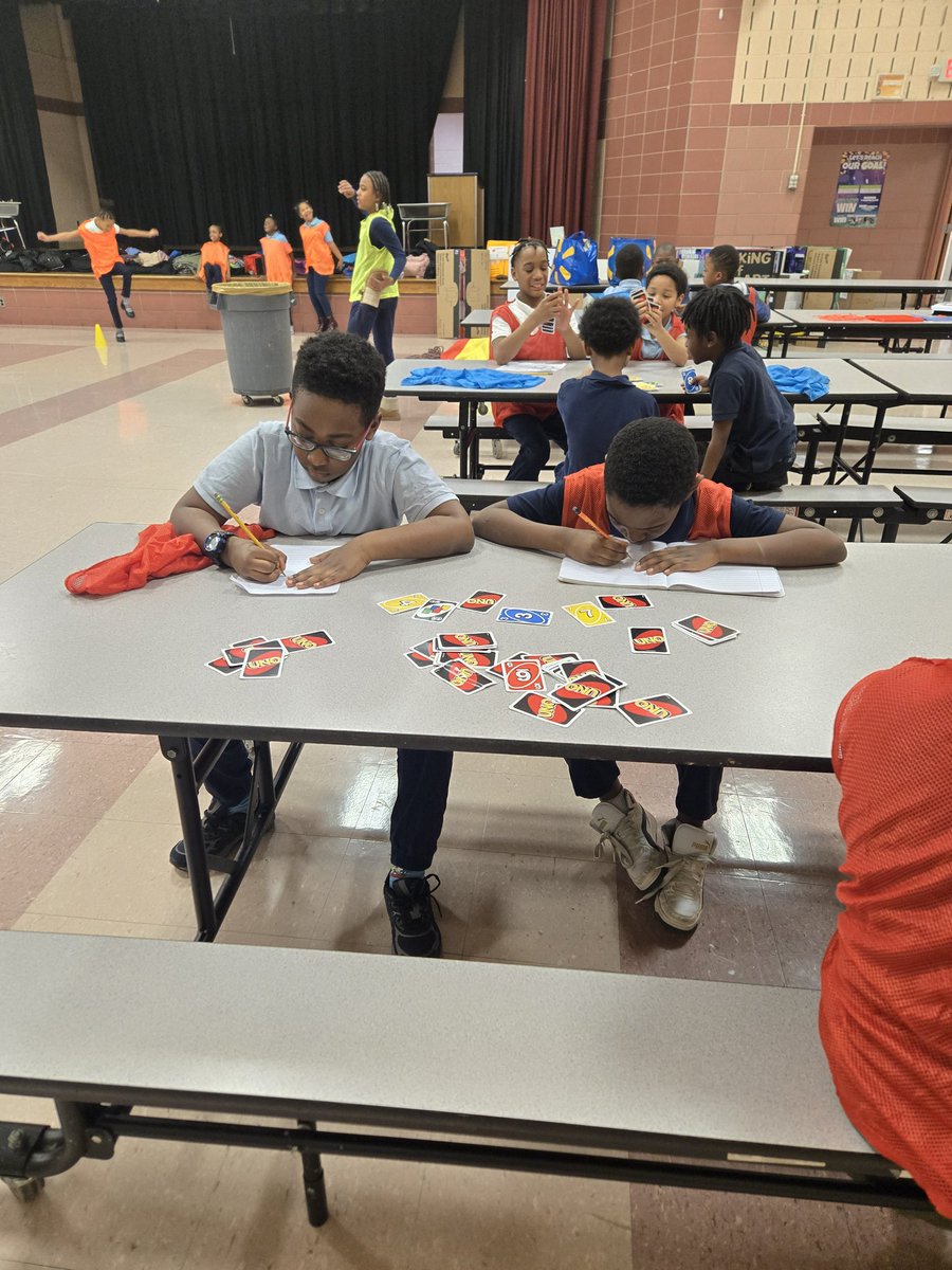 BradburyHeights's tweet image. 🏫ELO After School Program
A good afterschool program can turn the aimless hours after school into productive learning time. That’s a big benefit! Contact Mrs. Brown at dana.brown@pgcps.org to register. 

#bradburyheights #BHES #BHESPTOSQUAD #PGCPSProud #PGCPS #teampgcps