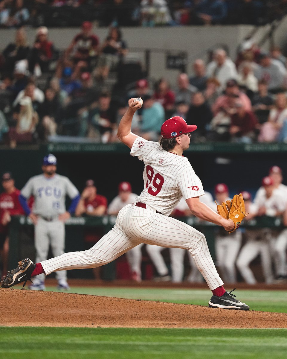 freshman had a debut ⛽️ <a href="/Cordrager9/">Cord Rager</a> 

5.0 IP | 2 H | 1 R | 3 BB | 8 K