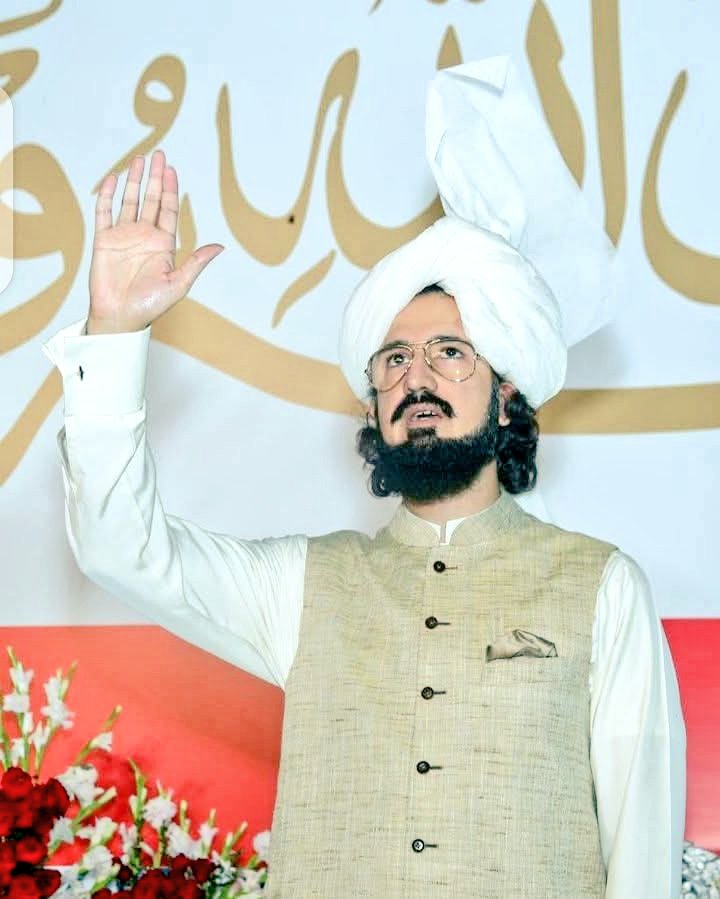 A person cannot forget that moment in life when Allah Almighty grants him the company of a perfect saint and he spends his time in their presence. May Allah Almighty keep us in the right relationship with the saints. <a href="/SahibzadaSulta1/">Sahibzada Sultan M A</a>