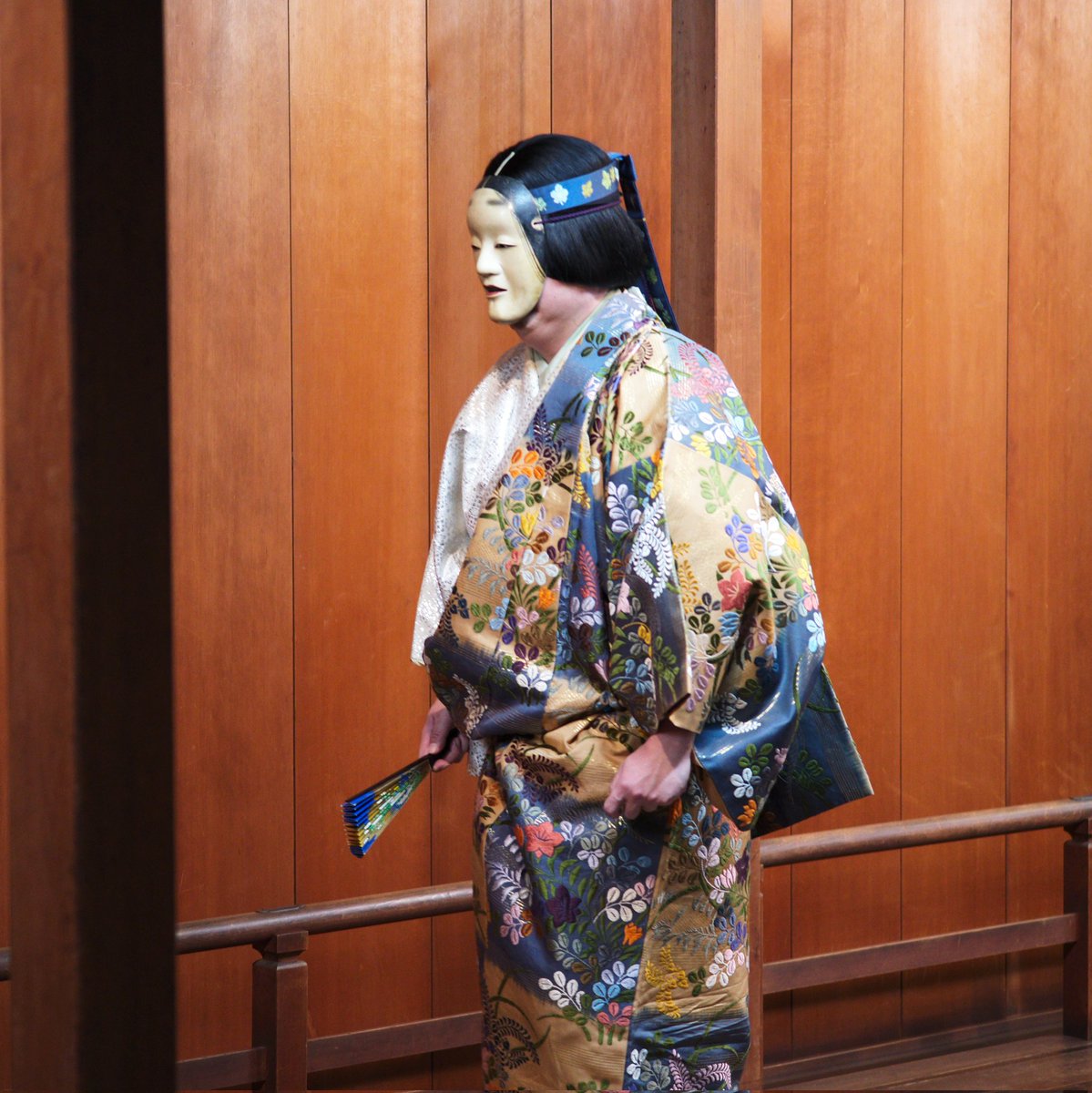 先日は籠太鼓を無事終えることができました。ご来場ありがとうございました
#金沢 #観能の夕べ #籠太鼓
※写真の二次利用はご遠慮下さい