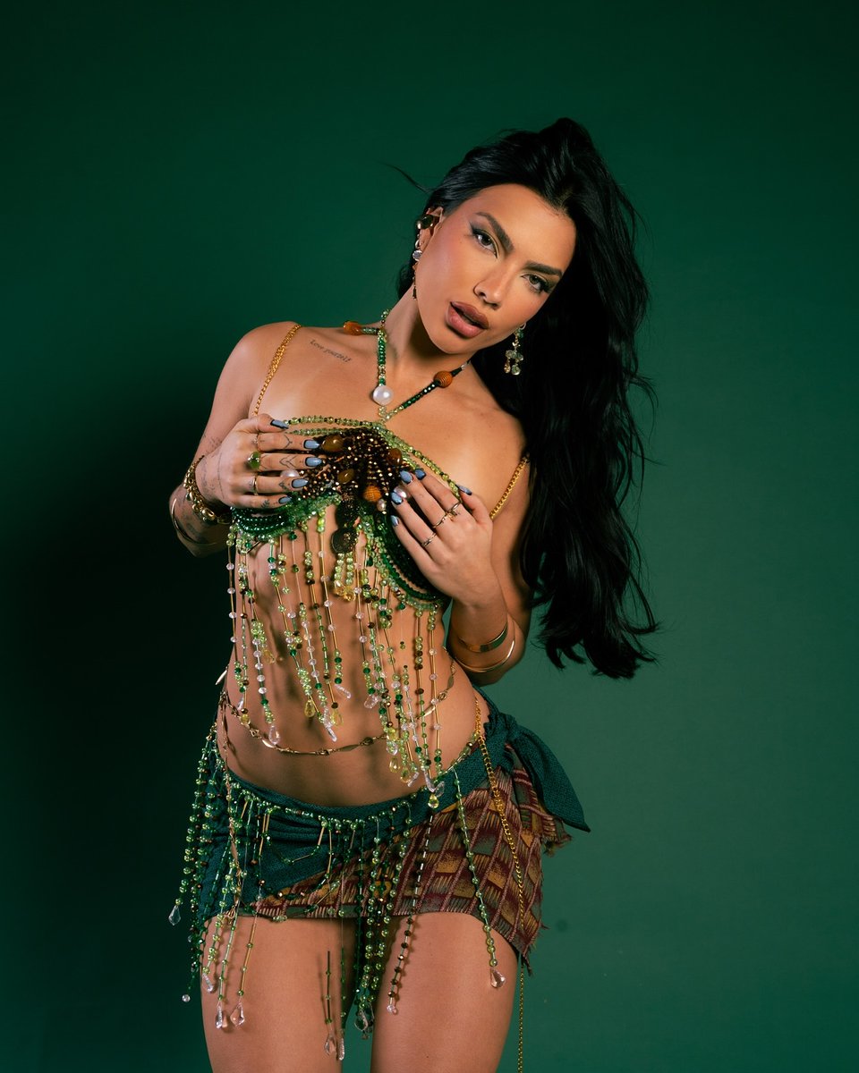 𝘒𝘢𝘳𝘪𝘯𝘯𝘢 𝘏. 𝘛𝘳𝘪𝘷𝘪𝘻𝘢𝘴 tweet media