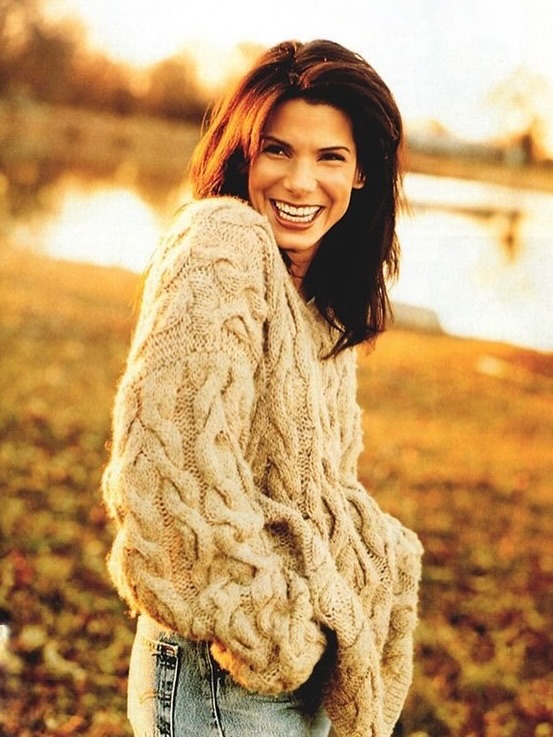 cinevow's tweet photo. Sandra Bullock, 1998 https://t.co/4SAfJV95l2