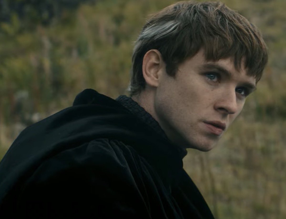 you’re serving face? your dad is dead and you’re serving face?? #AKnightOfTheSevenKingdoms #AKOTSK