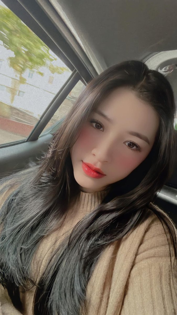 Phương Vy tweet media