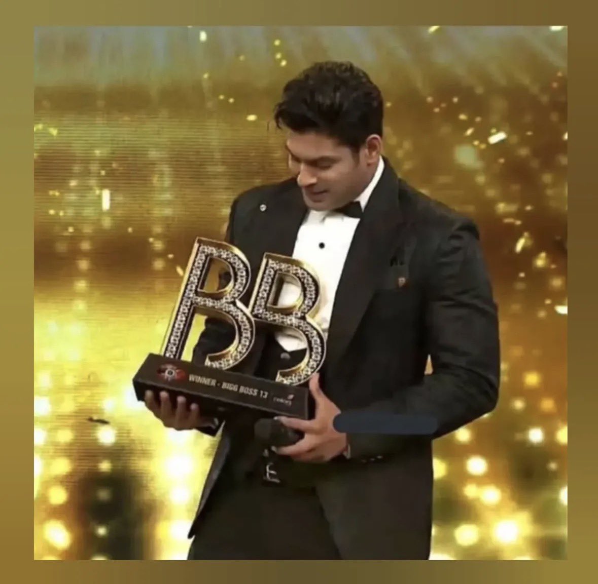 <a href="/sidharth_shukla/">Sidharth Shukla</a> 
Winning never felt special… until I found the trophy in your hands 🙌 

Miss You #SidharthShukIa 🤗

6Y OF HISTORIC WINNER SID