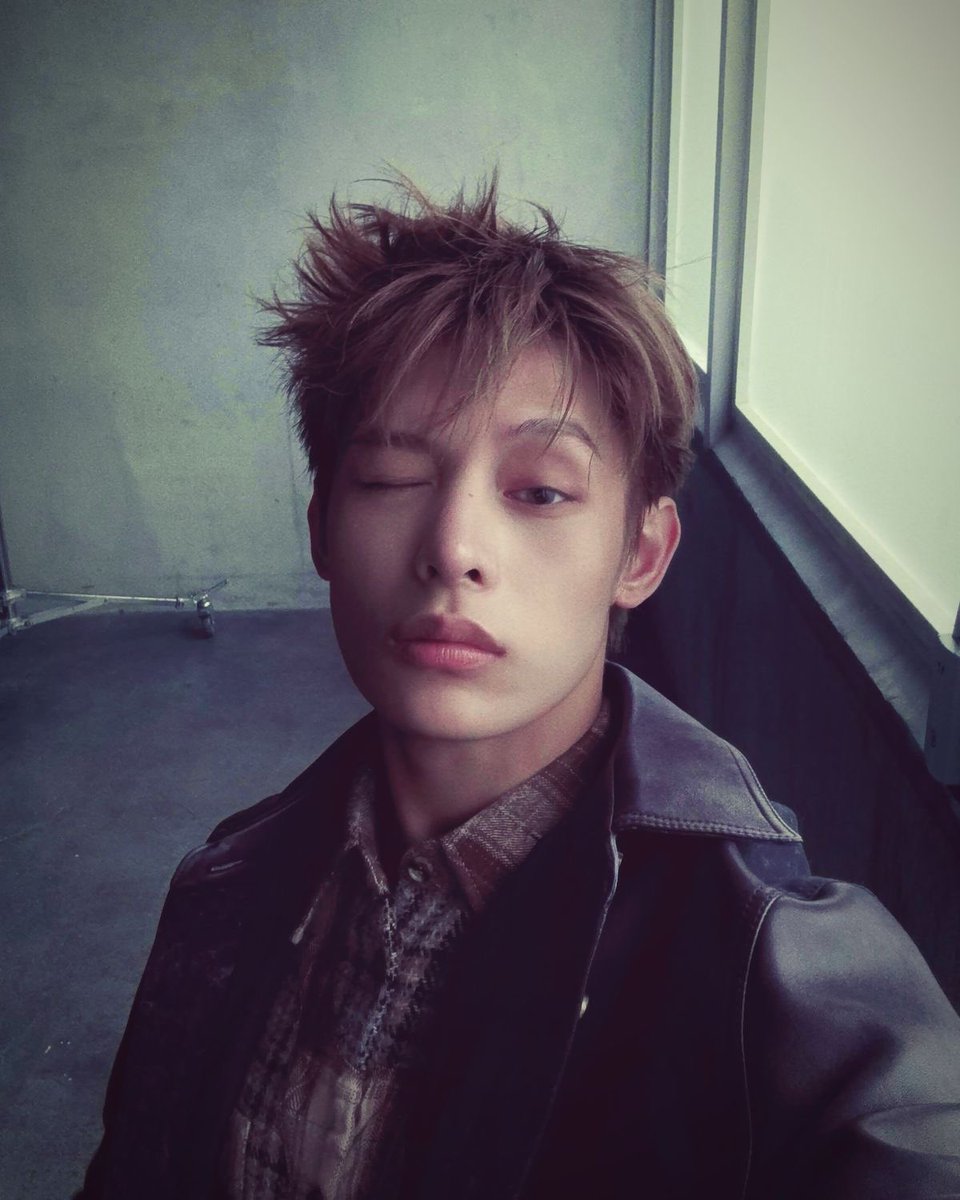 james pics tweet media